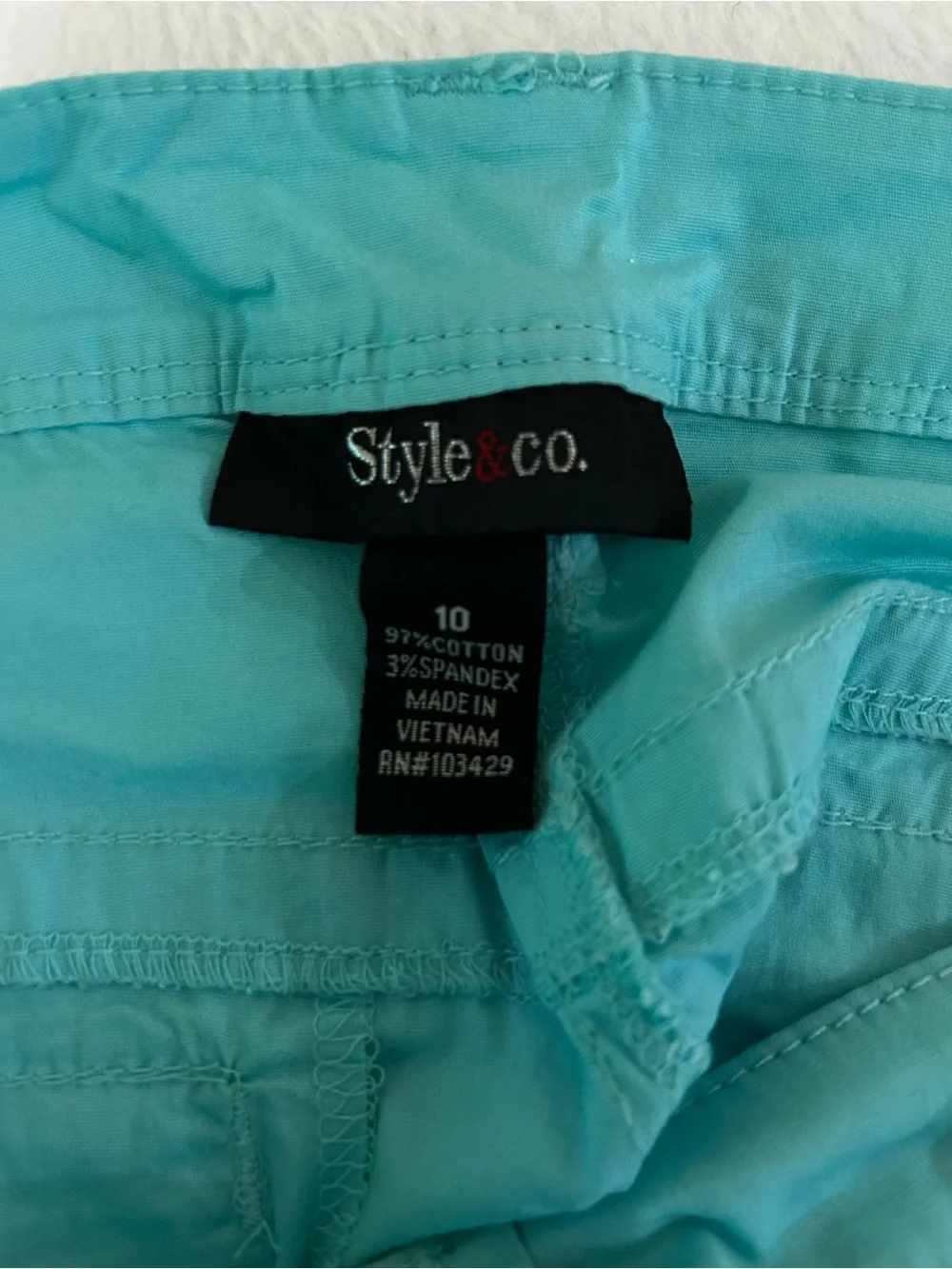 Women’s Teal Cargo Shorts - Casual Utility Style